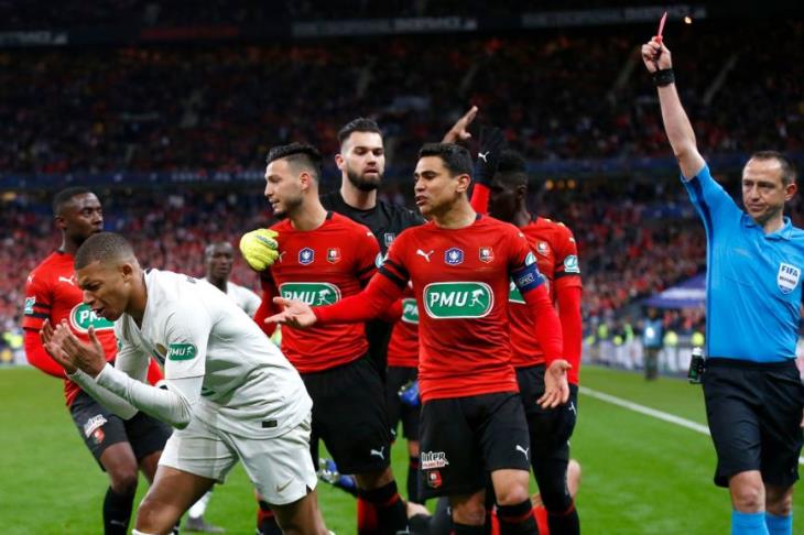 رسميًا.. الاتحاد الفرنسي يعاقب مبابي